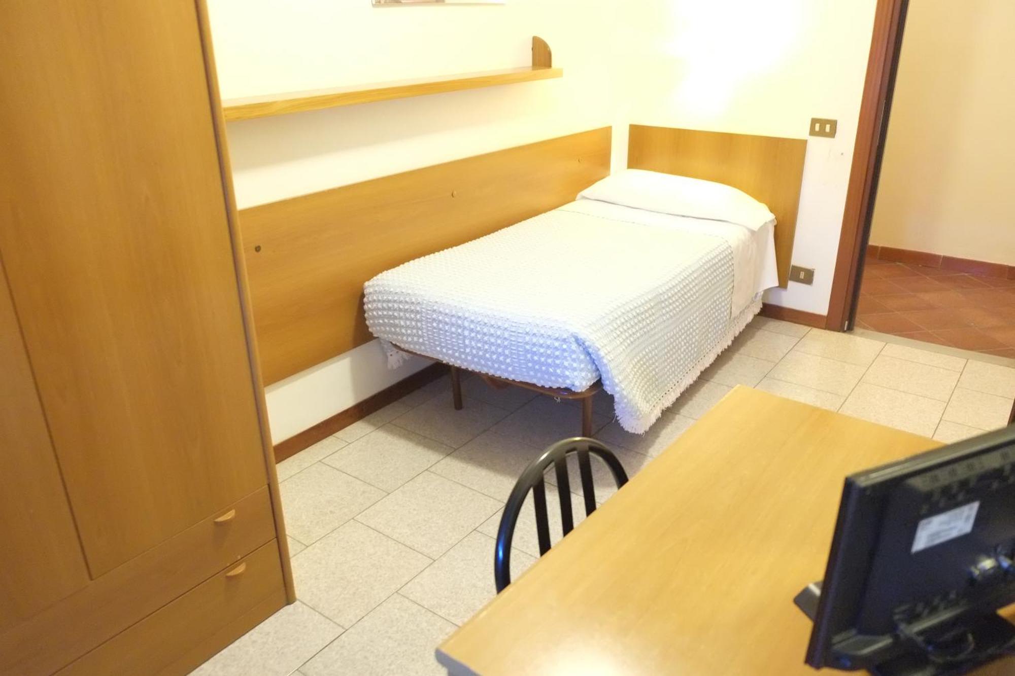 Albergo Italia Di Nardi Renzo & C Snc Poggibonsi Phòng bức ảnh